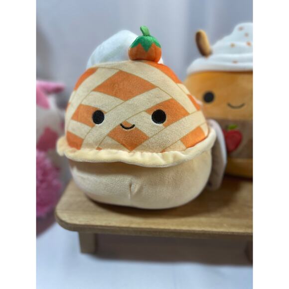 Lot of 5 Squishmallows (4-full sized, 1-mini) - Picture 6 of 9